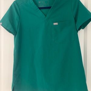 FIGS original green scrub set.